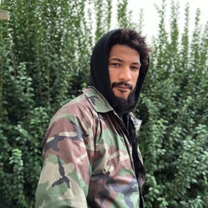 Meet your Posher, Julian